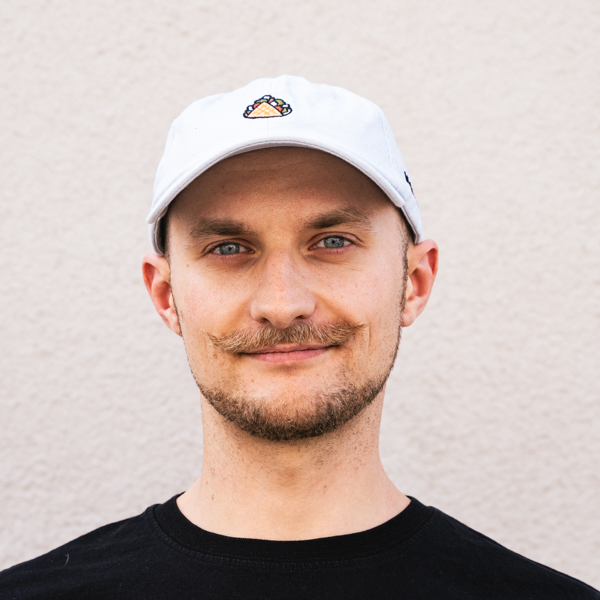 Nico Hansen, Gründer von VANOZZA